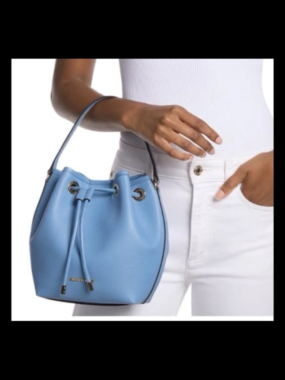 NWT Michael Kors women’s Avery bucket messenger hand bag French blue medium size